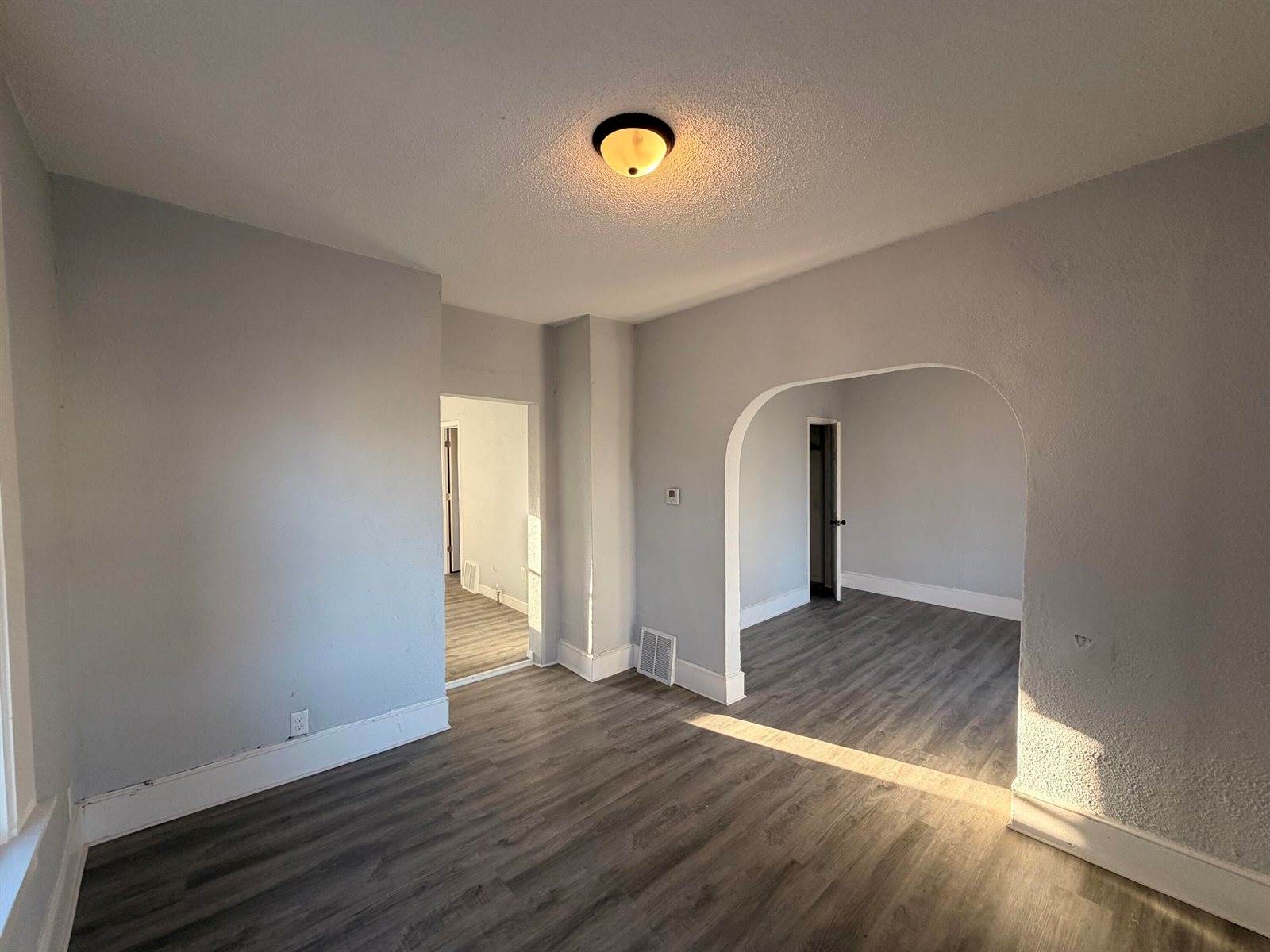 3445 North 21st St, Milwaukee, WI 53206