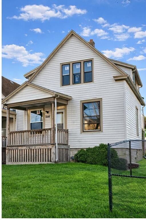 3445 North 21st St, Milwaukee, WI 53206