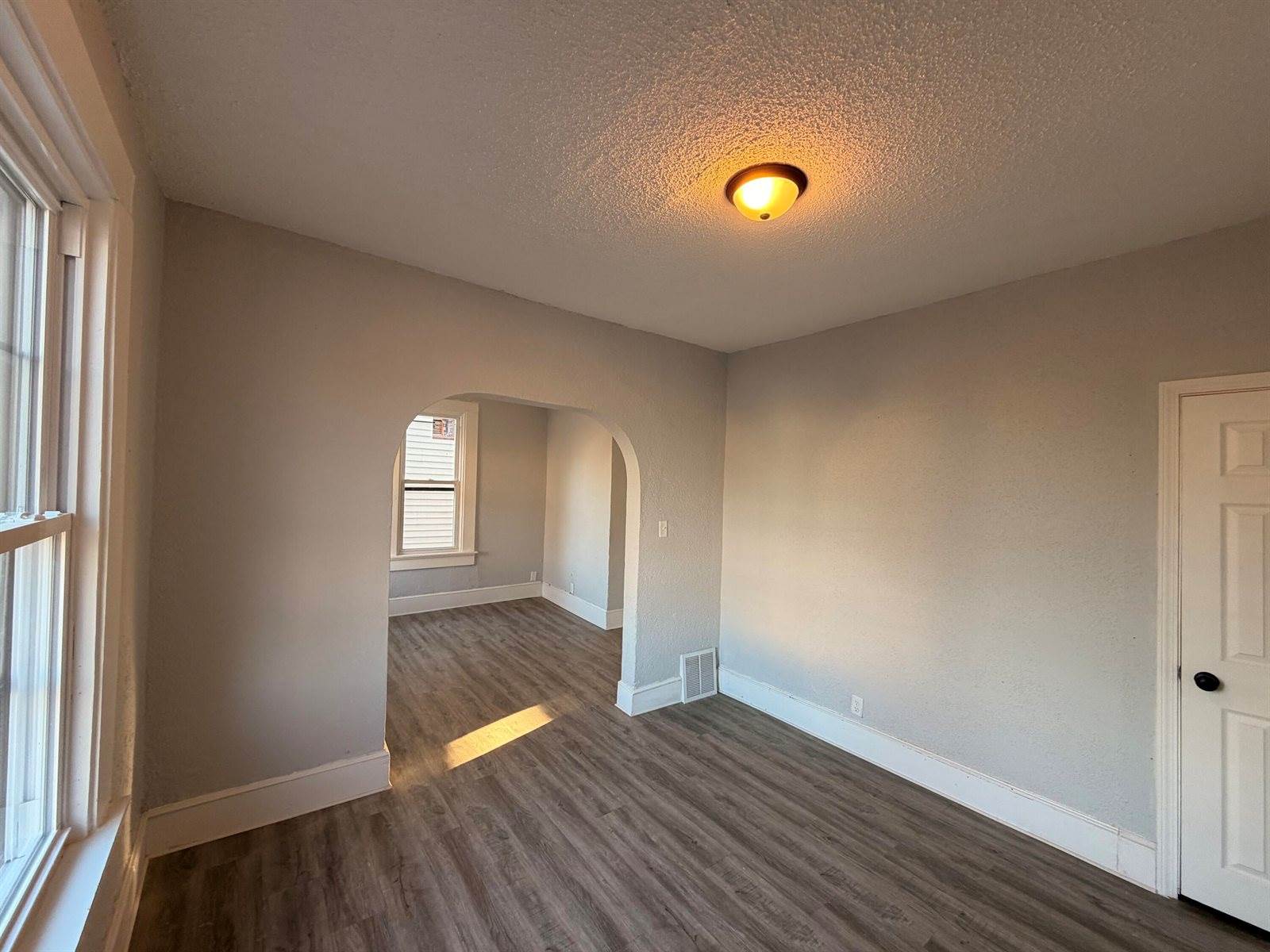 3445 North 21st St, Milwaukee, WI 53206