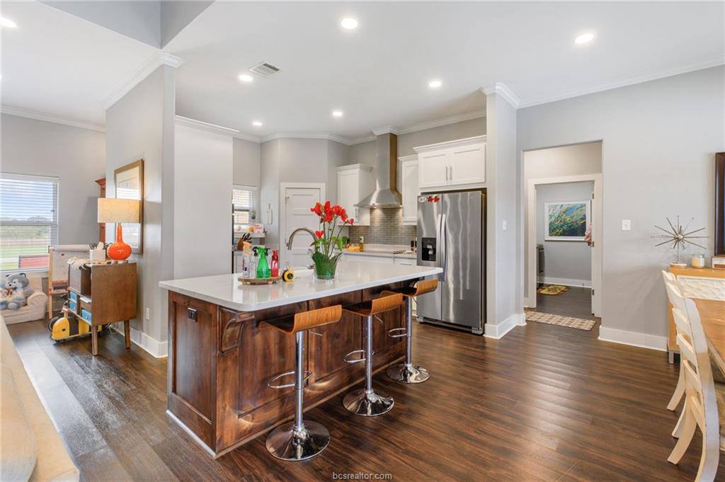 928 Azalea Drive, Franklin, TX 77856