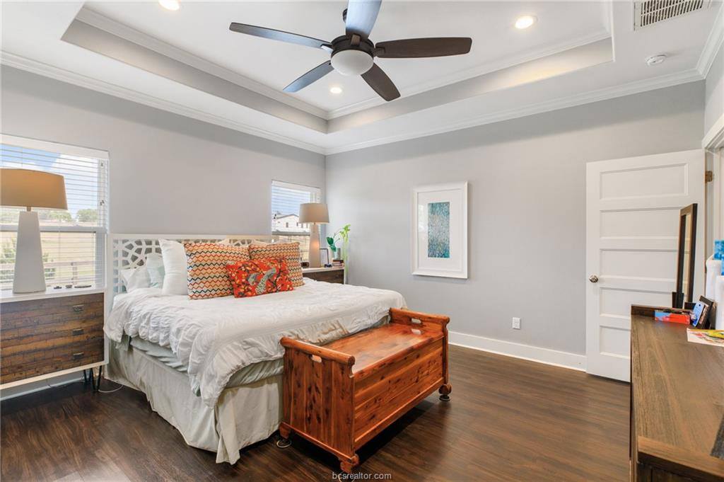 928 Azalea Drive, Franklin, TX 77856