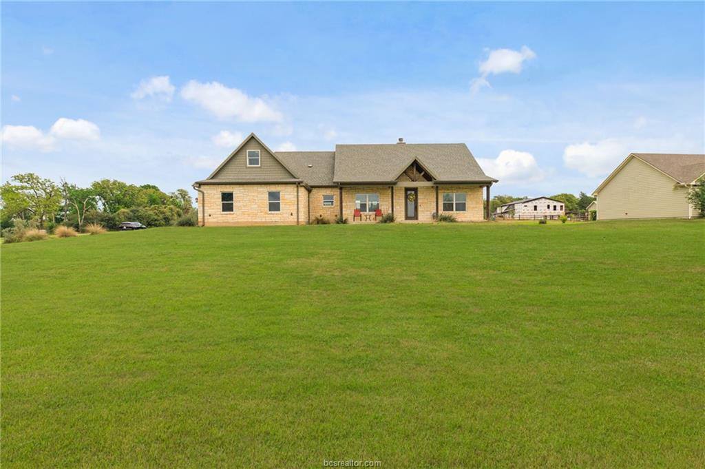 928 Azalea Drive, Franklin, TX 77856