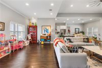 928 Azalea Drive, Franklin, TX 77856