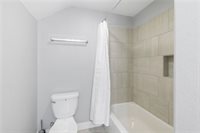 928 Azalea Drive, Franklin, TX 77856