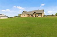928 Azalea Drive, Franklin, TX 77856