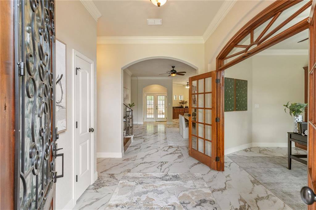 2209 Rockingham Loop, College Station, TX 77845