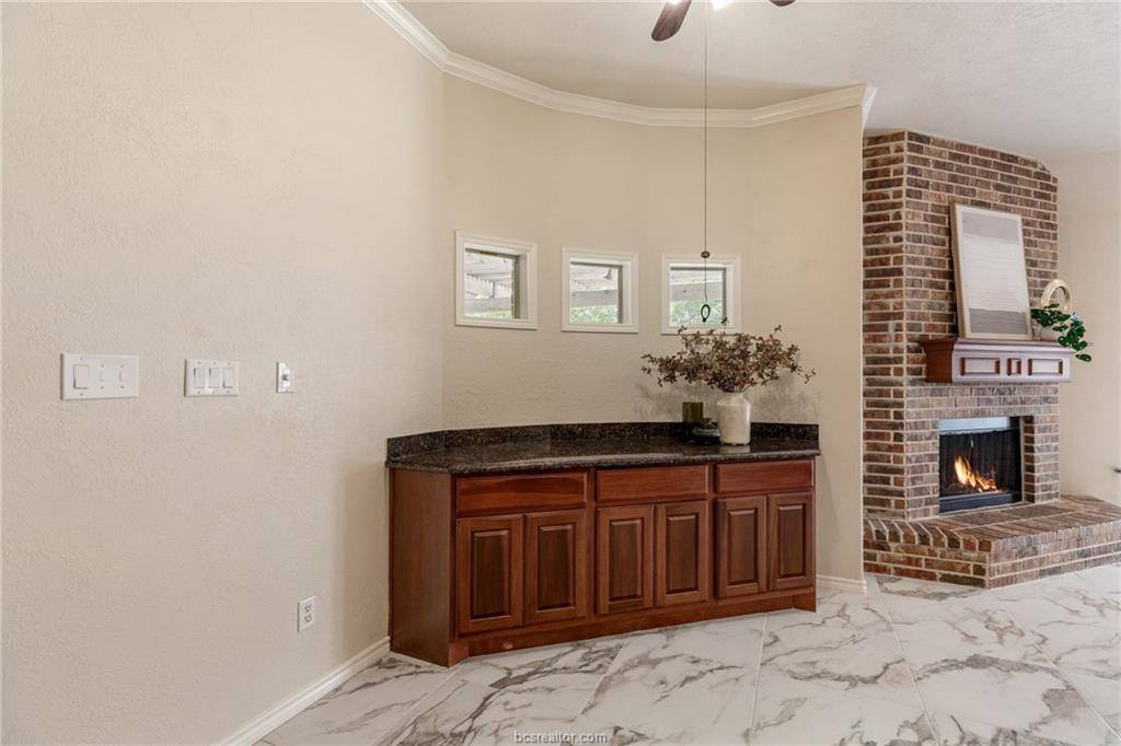 2209 Rockingham Loop, College Station, TX 77845