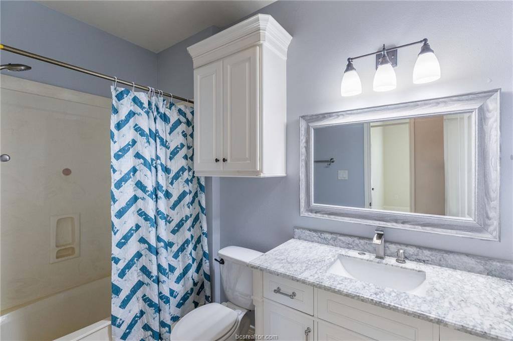 2209 Rockingham Loop, College Station, TX 77845