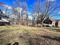 2302 Longcrest Ave., Bethel Park, PA 15102