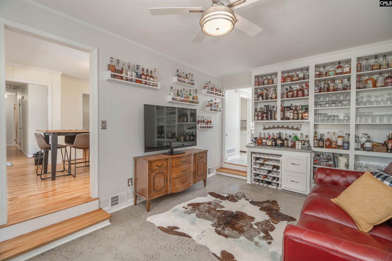 1605 B, West Columbia, SC 29169