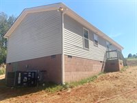 142 Burns Hill Road, Liberty, SC 29657