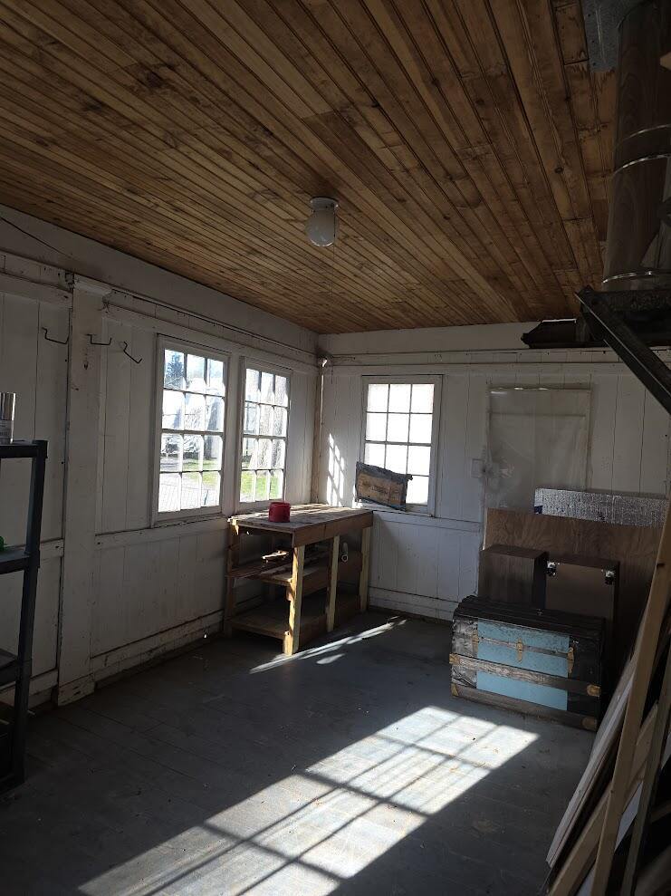 345 South Main Street, Winterport, ME 04496