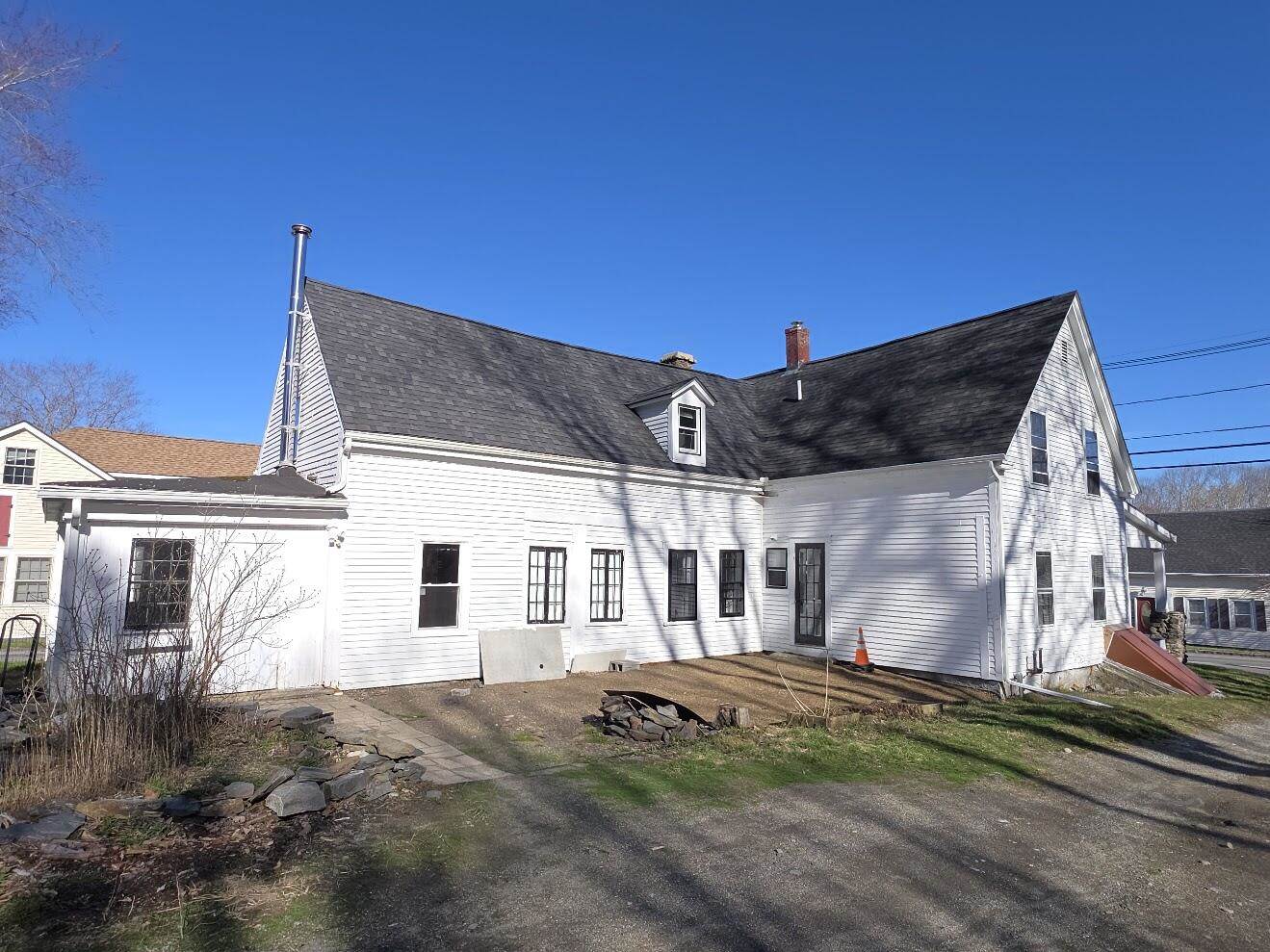 345 South Main Street, Winterport, ME 04496