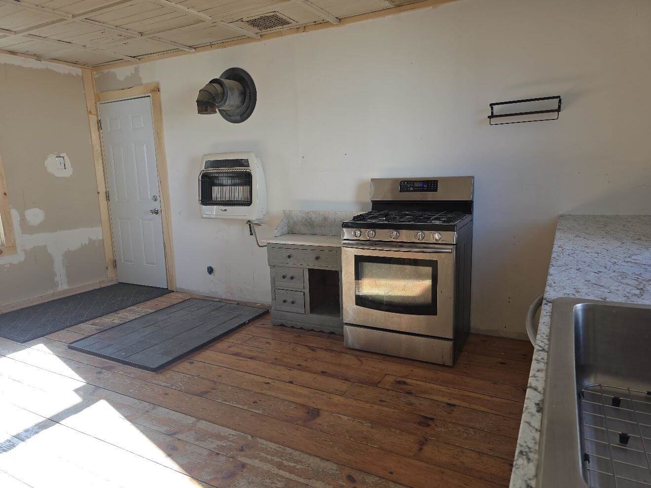 345 South Main Street, Winterport, ME 04496