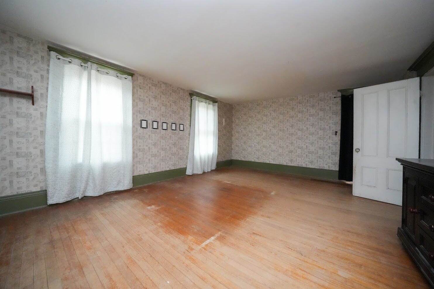 345 South Main Street, Winterport, ME 04496