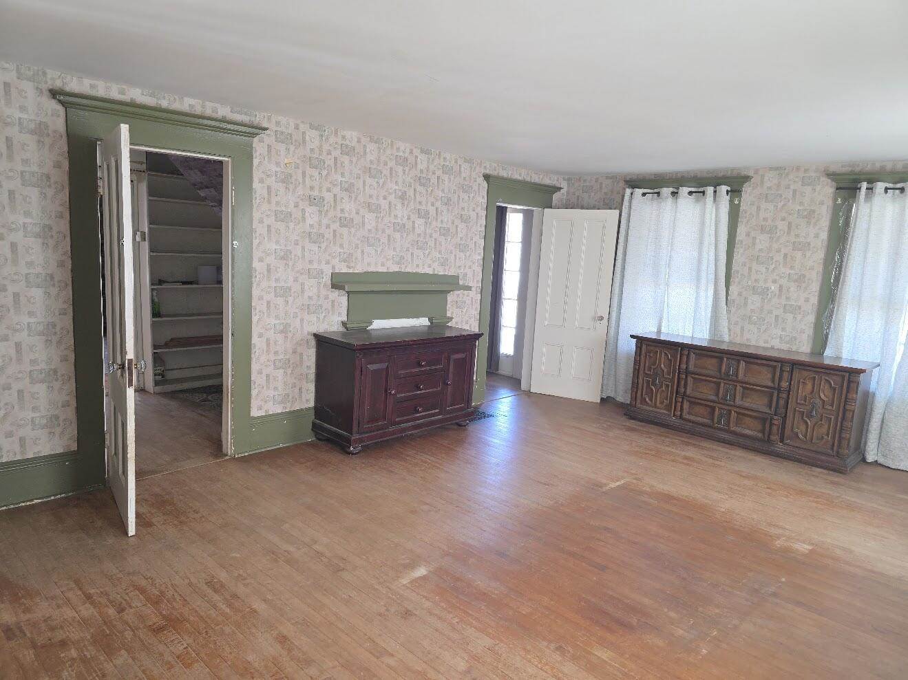 345 South Main Street, Winterport, ME 04496