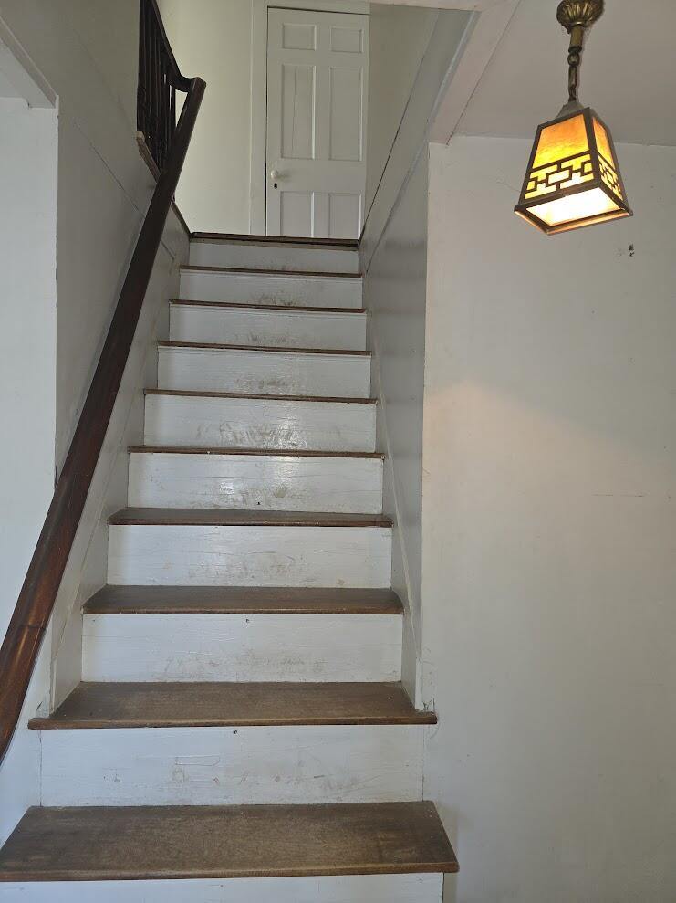 345 South Main Street, Winterport, ME 04496