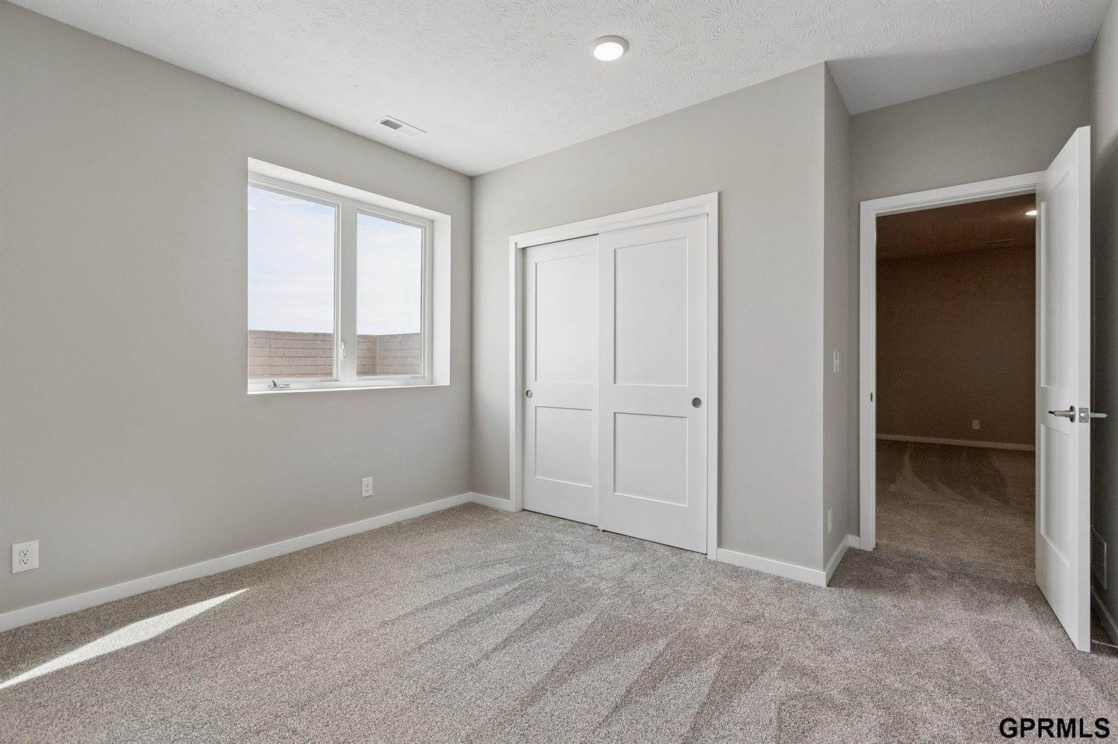 5705 North 197 Avenue, Elkhorn, NE 68022