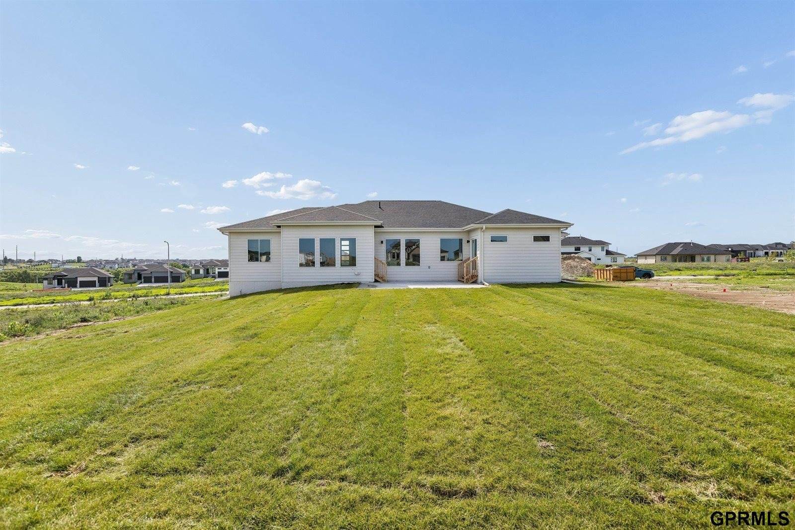 5705 North 197 Avenue, Elkhorn, NE 68022