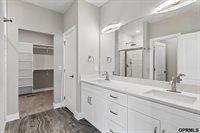 5705 North 197 Avenue, Elkhorn, NE 68022