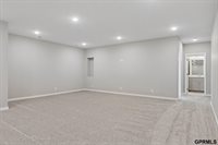 5705 North 197 Avenue, Elkhorn, NE 68022