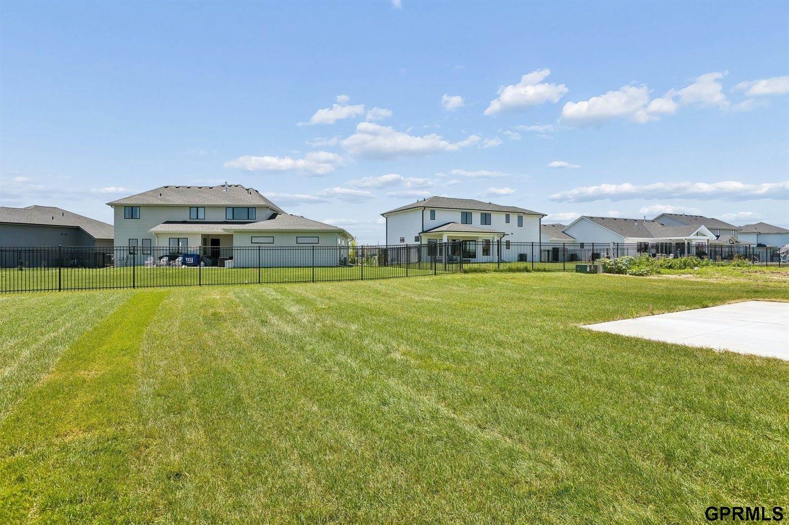 19509 Ellison Avenue, Elkhorn, NE 68022