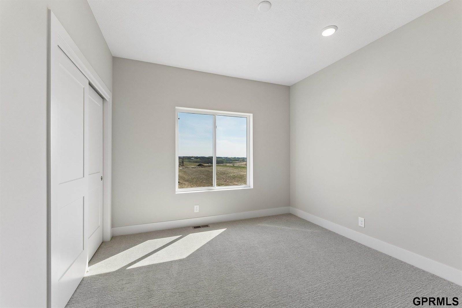 10906 South 222 Street, Gretna, NE 68028