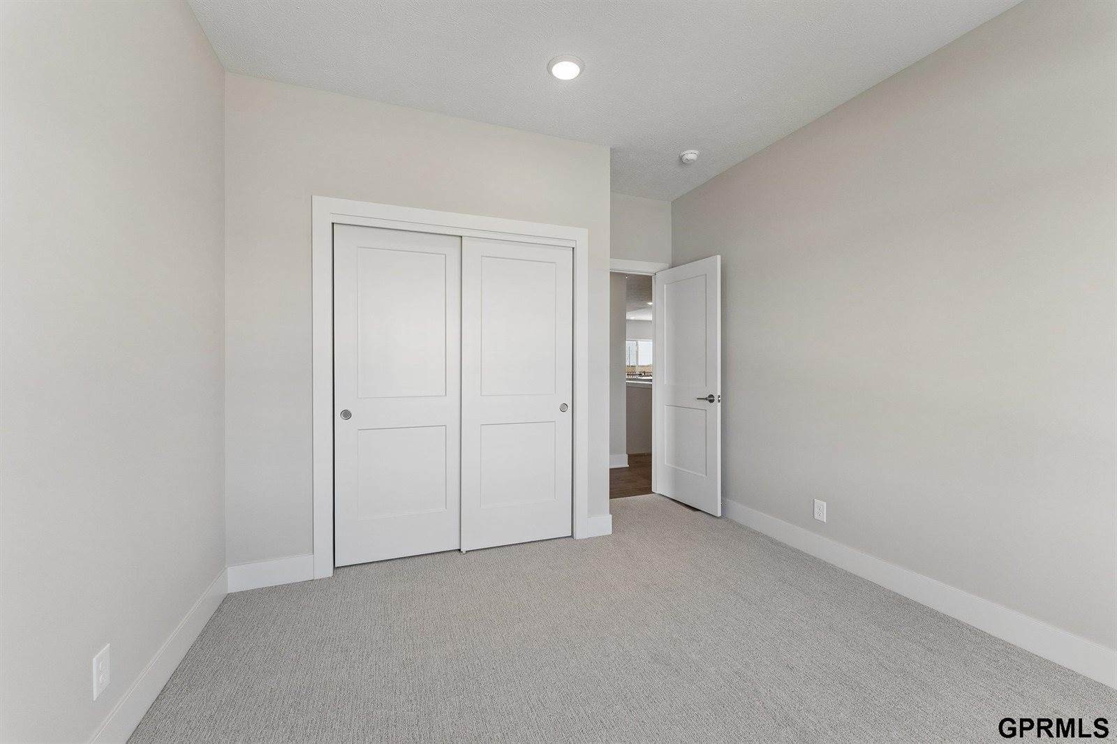 10906 South 222 Street, Gretna, NE 68028