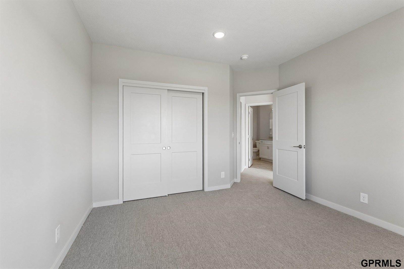 10906 South 222 Street, Gretna, NE 68028