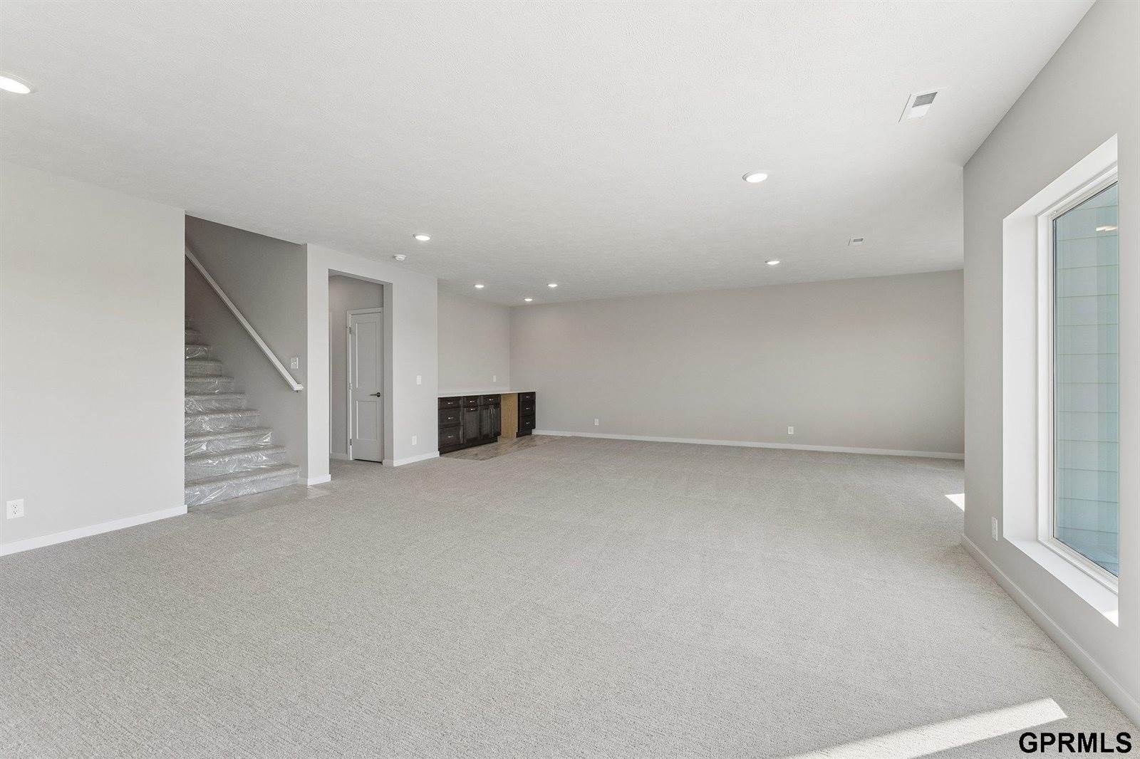 10906 South 222 Street, Gretna, NE 68028