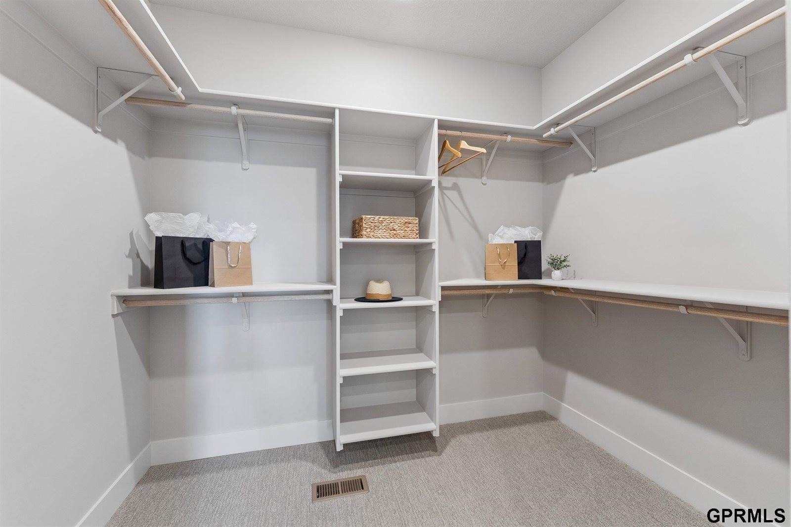 10906 South 222 Street, Gretna, NE 68028