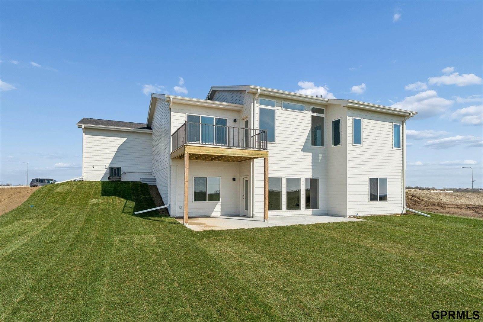 10906 South 222 Street, Gretna, NE 68028