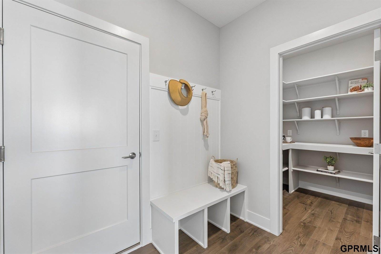 10906 South 222 Street, Gretna, NE 68028