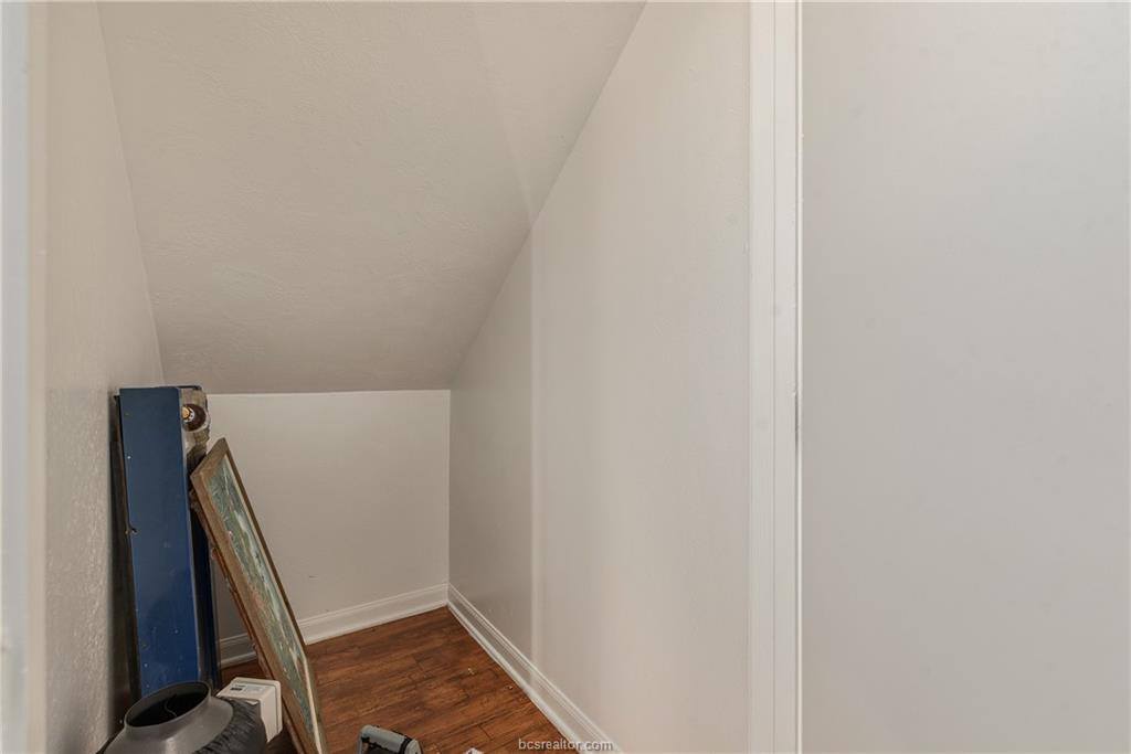 2435 Pintail Loop, College Station, TX 77845