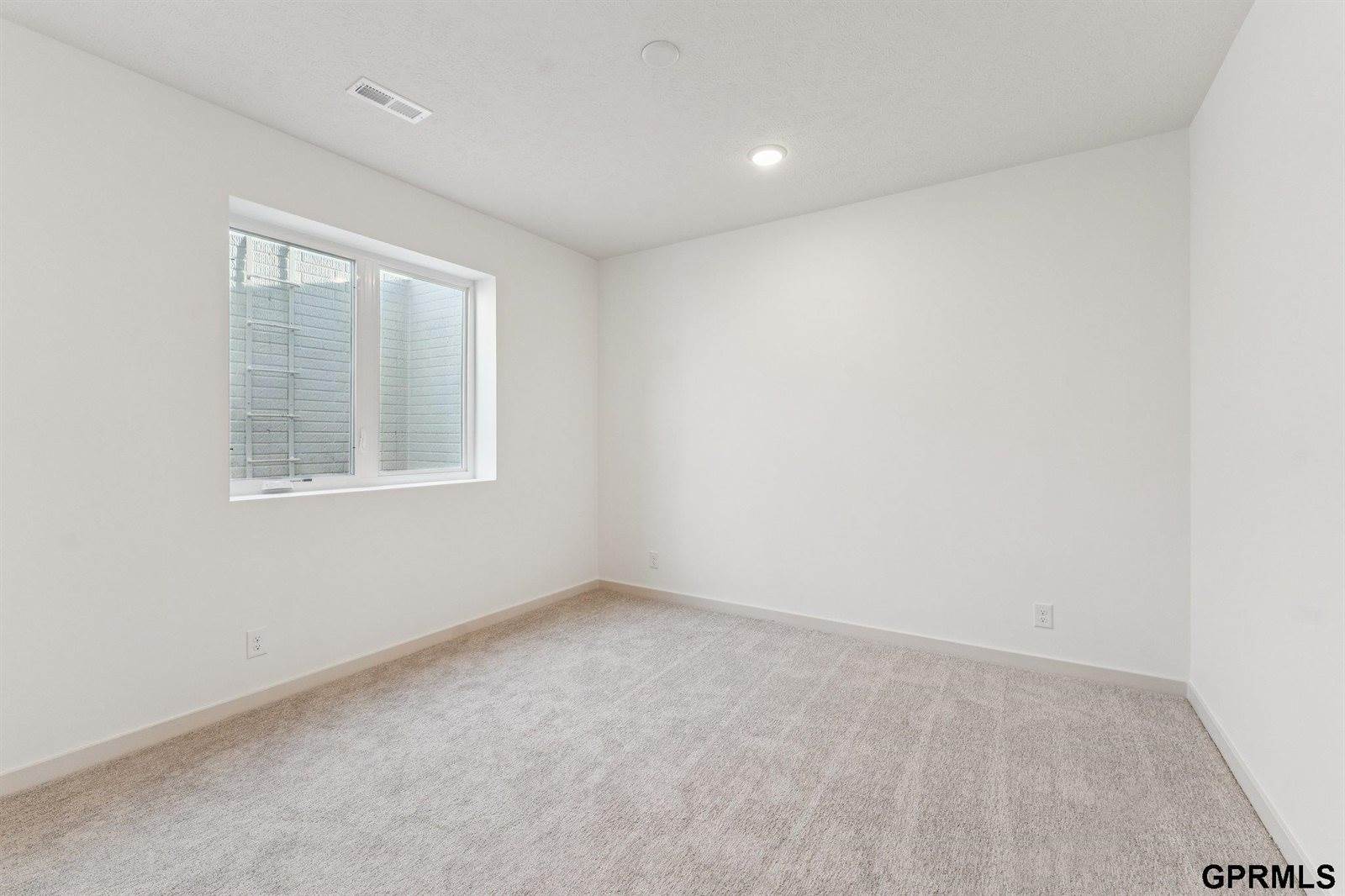 11016 South 222 Street, Gretna, NE 68028