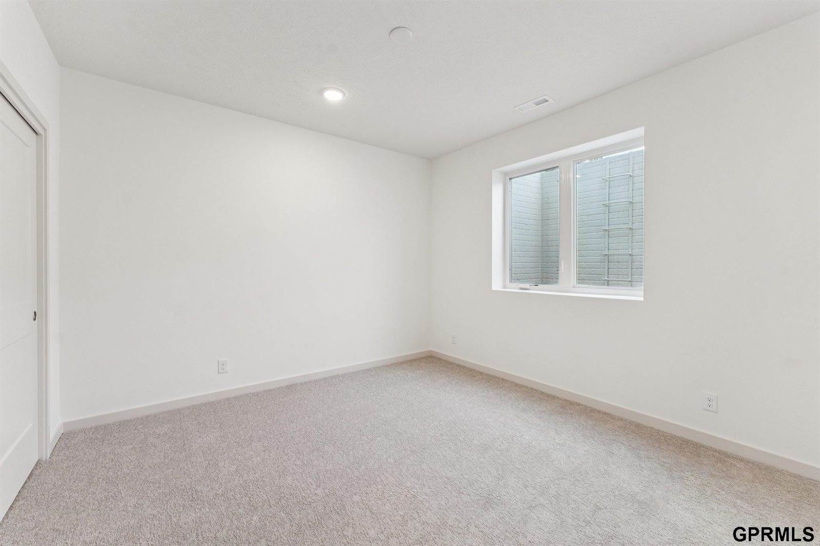 11016 South 222 Street, Gretna, NE 68028