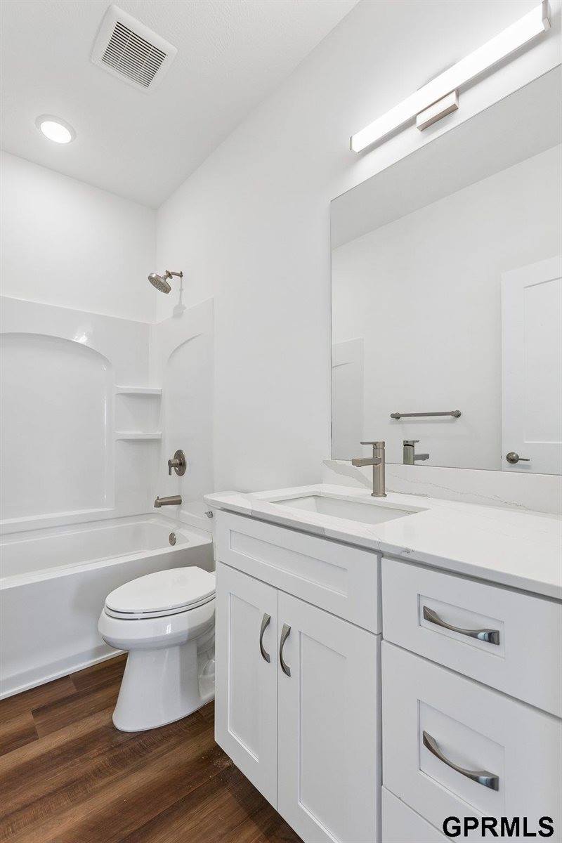 11016 South 222 Street, Gretna, NE 68028
