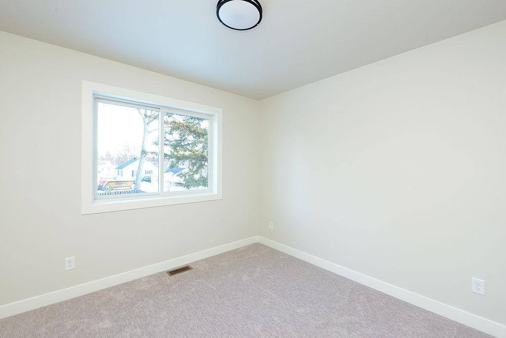 323 3rd Street, Mapleton, ND 58059