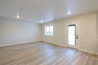 323 3rd Street, Mapleton, ND 58059