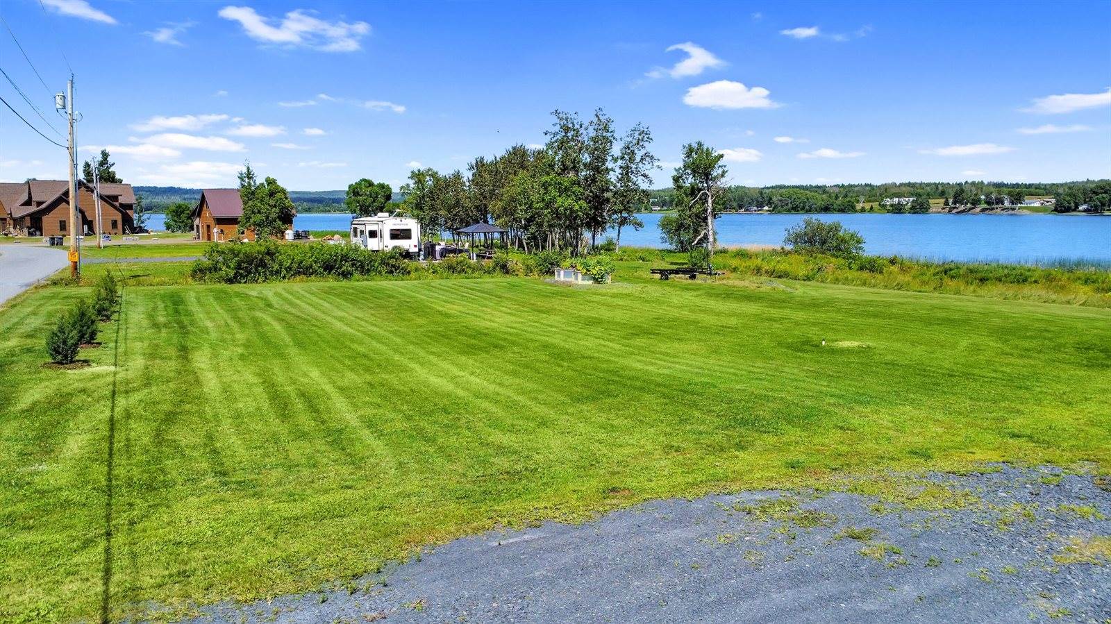 162 Island Road, Saint Agatha, ME 04772