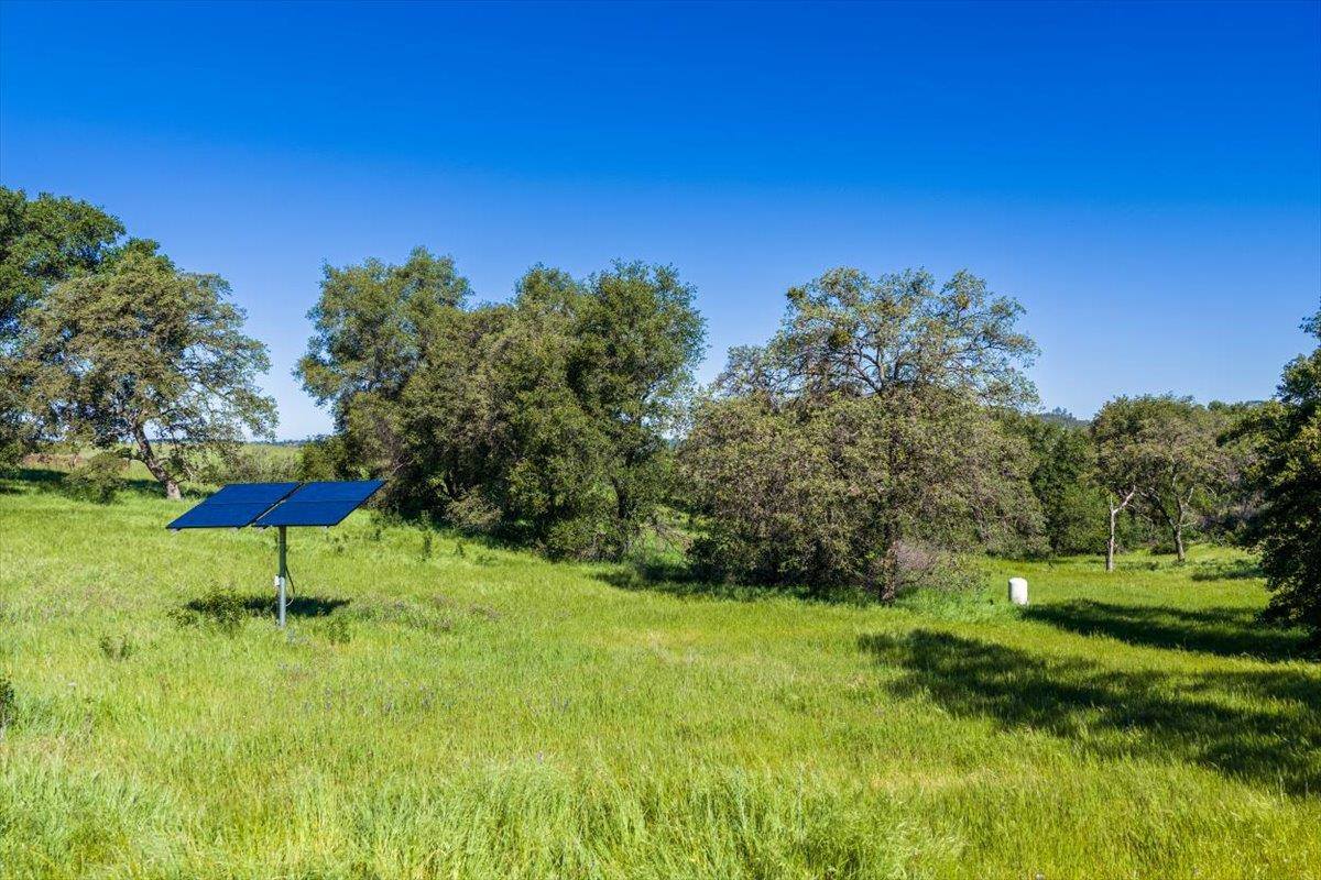 23070 Payam Place, Grass Valley, CA 95949