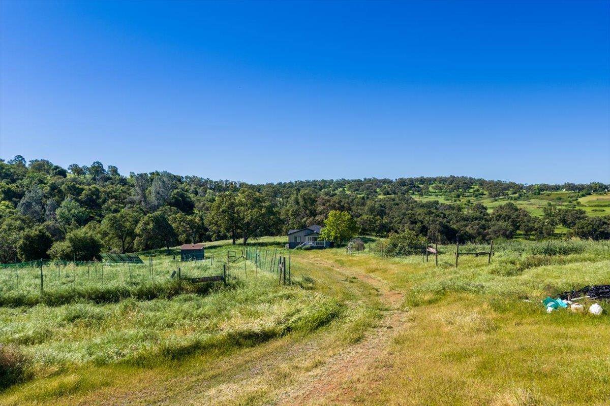 23070 Payam Place, Grass Valley, CA 95949