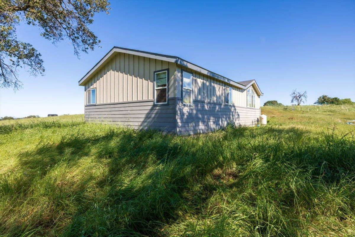23070 Payam Place, Grass Valley, CA 95949