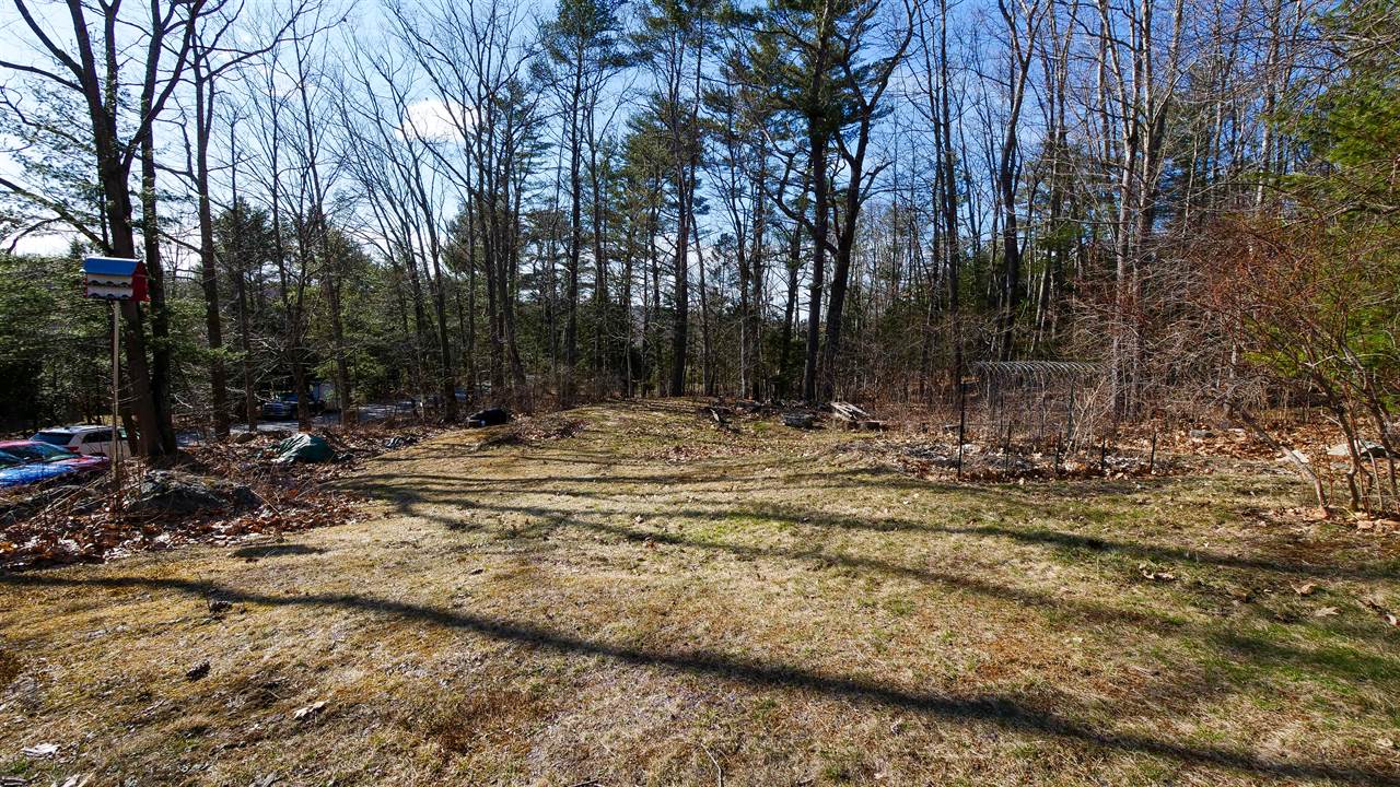 16 Gardner rd, Orono, ME 04473