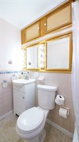 16 Gardner rd, Orono, ME 04473