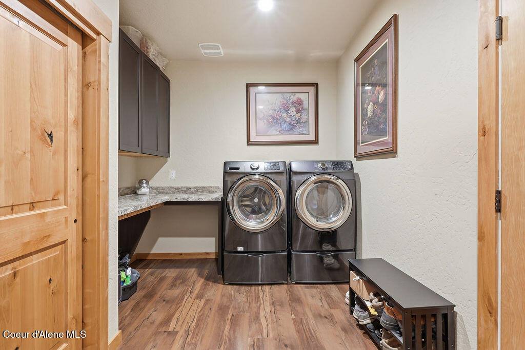 966 East Hurricane Dr, Hayden, ID 83835