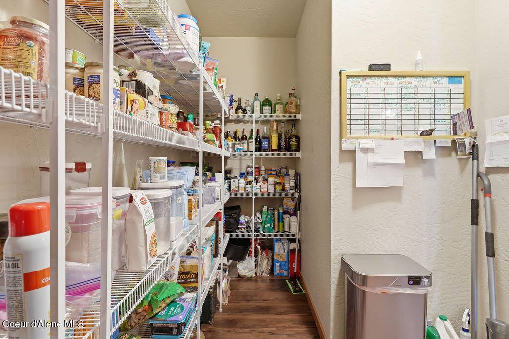 966 East Hurricane Dr, Hayden, ID 83835