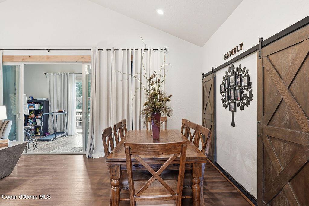 966 East Hurricane Dr, Hayden, ID 83835