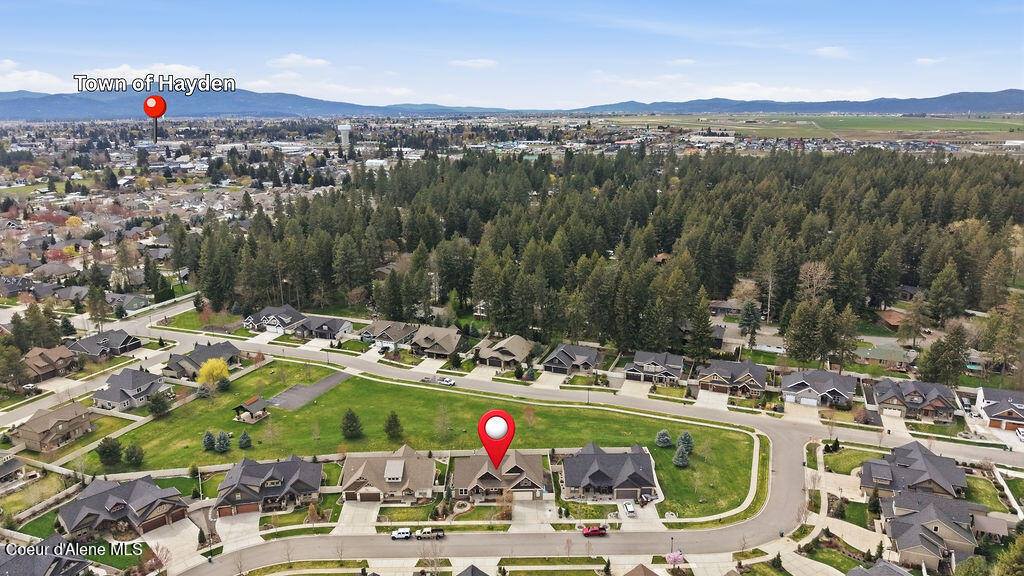 966 East Hurricane Dr, Hayden, ID 83835