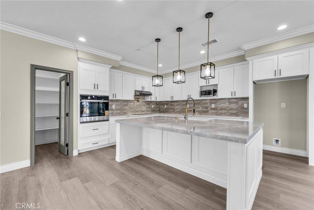 14388 Dove Canyon Drive, Riverside, CA 92503